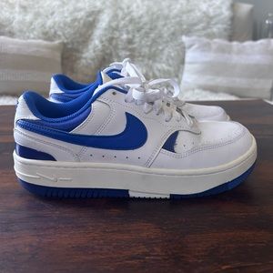 Women’s Nike gamma force